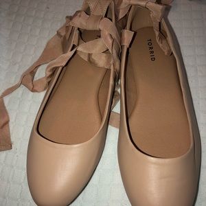 Nude Ballet Flats